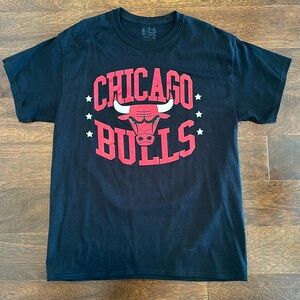 Chicago Bulls Logo Shirt Brand New Never Worn Size Adult Large